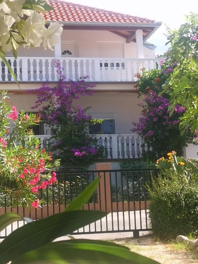 Apartment Ana 고르니 카린 외부 사진